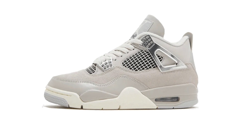 Air Jordan 4 Frozen Moments