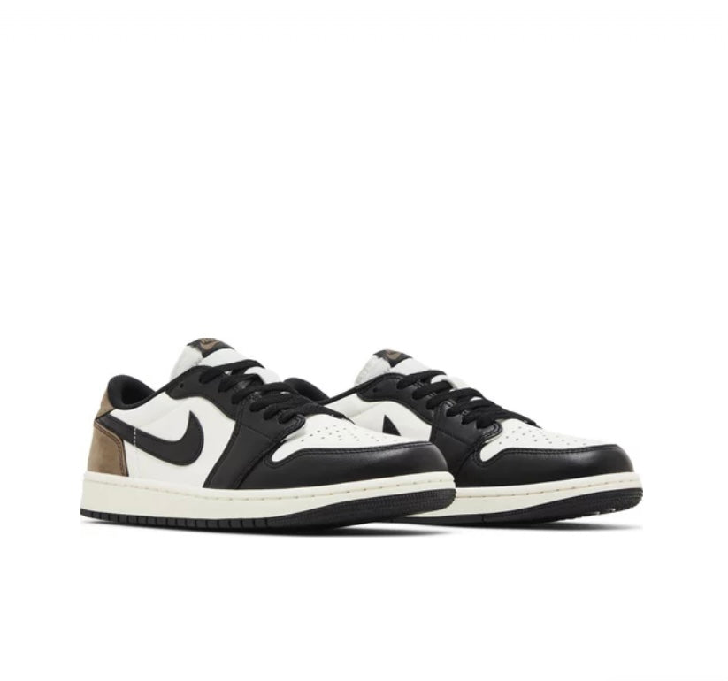 Air Jordan 1 Retro Low OG 'Mocha'