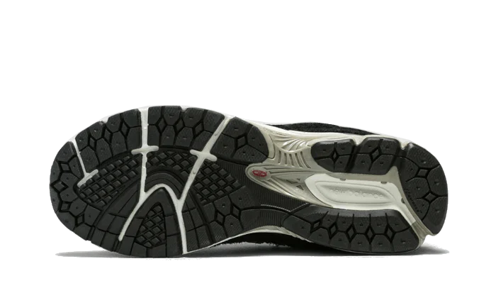 New balance 2002r pack black