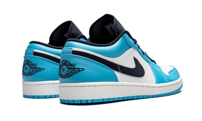 Air Jordan 1 low UNC