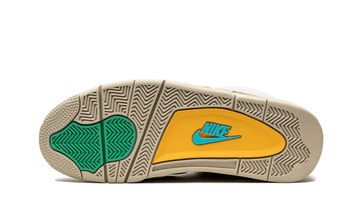 Air Jordan 4 Rétro Union Taupe Haze