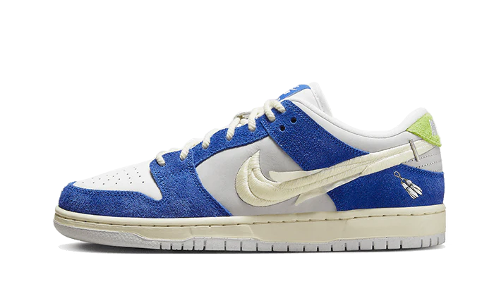 SB Dunk Low Pro QS Fly