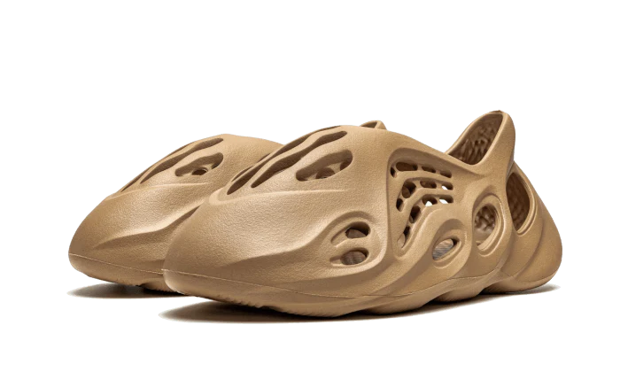 Yeezy Foam RNNR Ochre