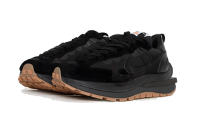 Vaporwaffle Sacai Black Gum